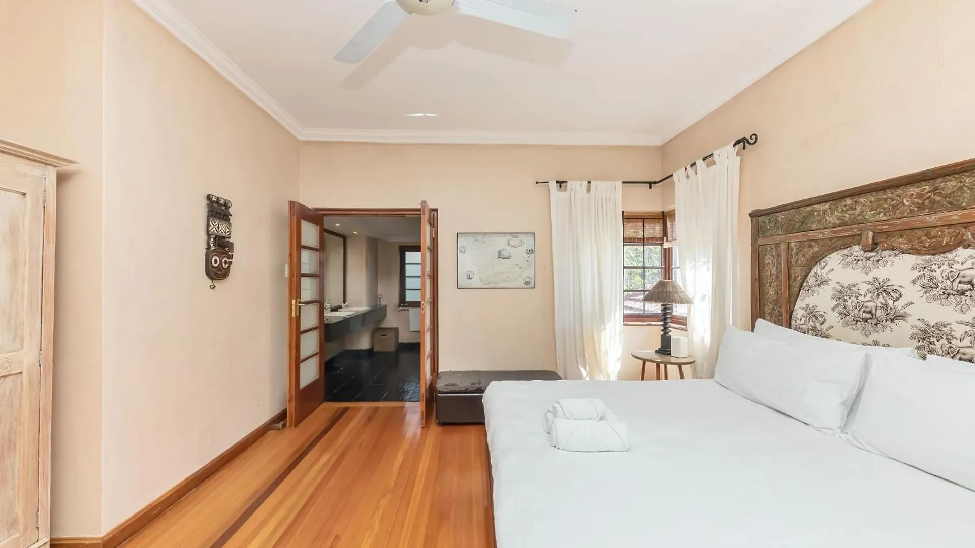 Charming Fresnaye Escape Apartment Cape Town