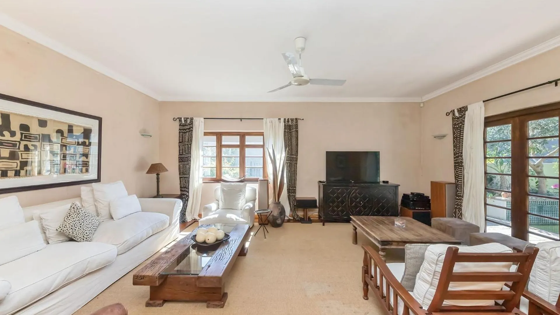 Charming Fresnaye Escape Apartment Cape Town