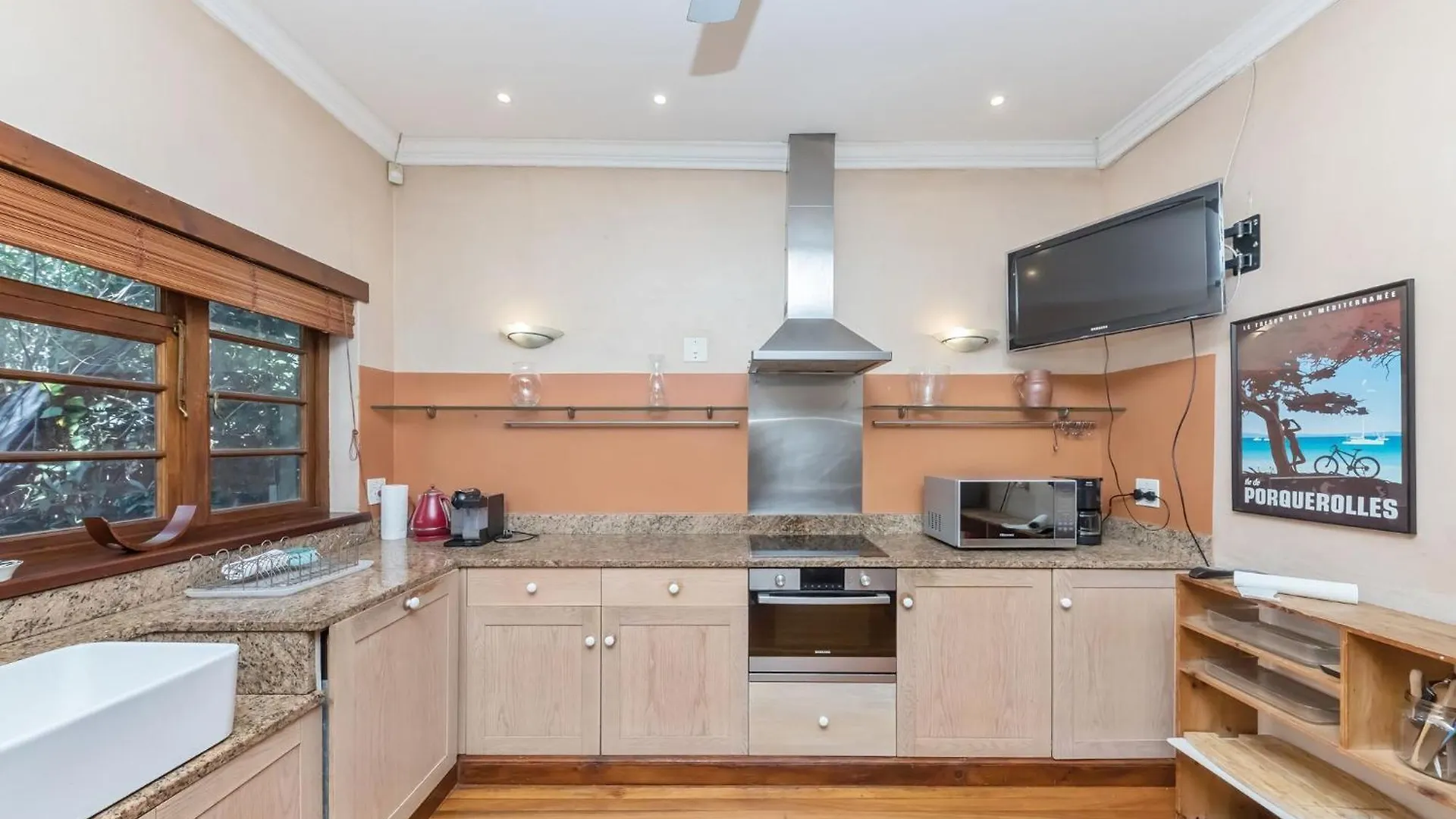 Charming Fresnaye Escape Apartment Cape Town South Africa